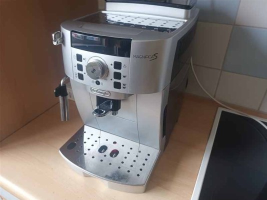 Bild Kaffeevollautomat + Wasserkocher